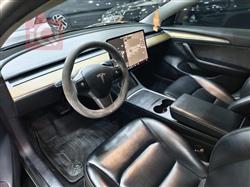 تسلا موديل 3